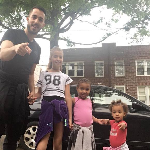 Meet your Posher, Konstantinos - Picture 1 of 1